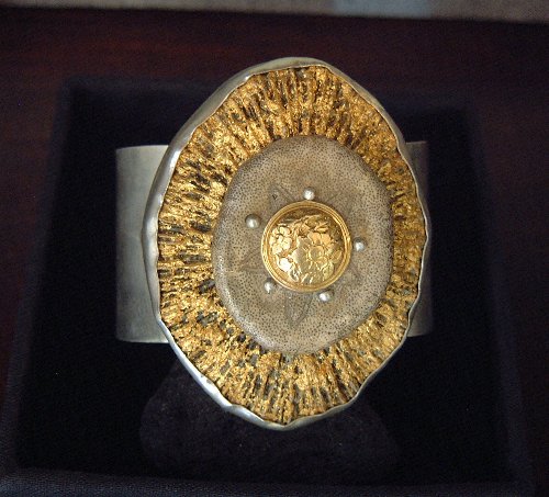 Pansy bangle