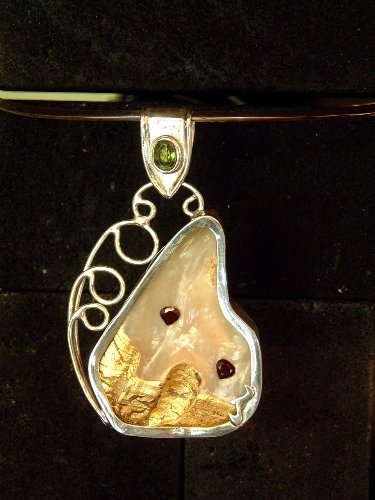 Hearts in mother of pearl