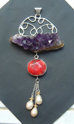 Lilli pendant