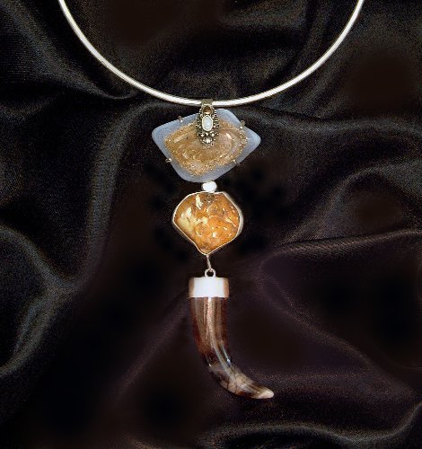 River Stone Claw