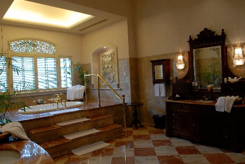 Home & Decoration